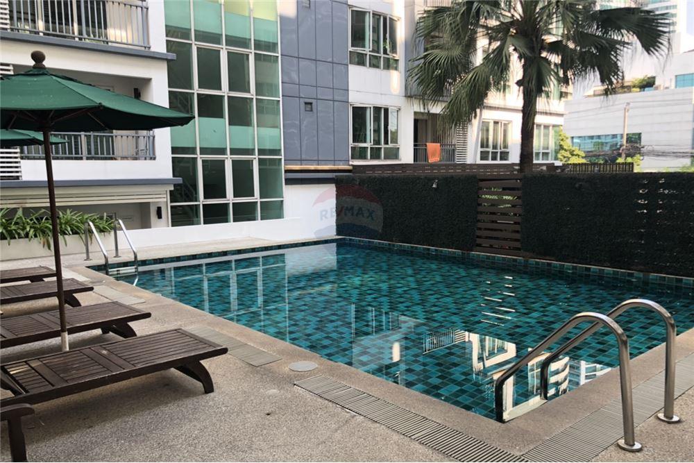 Condo for rent and rent in Voque Sukhumvit 16